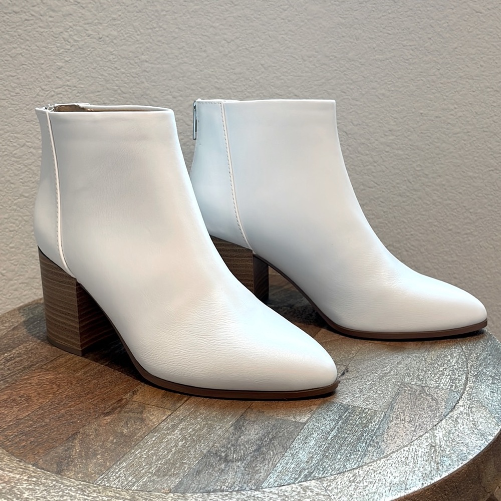 White Ankle Boots/Booties